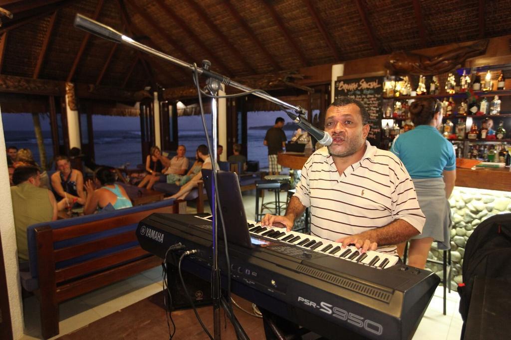 Breakas Beach Resort (Adults Only) Port Vila Exteriér fotografie