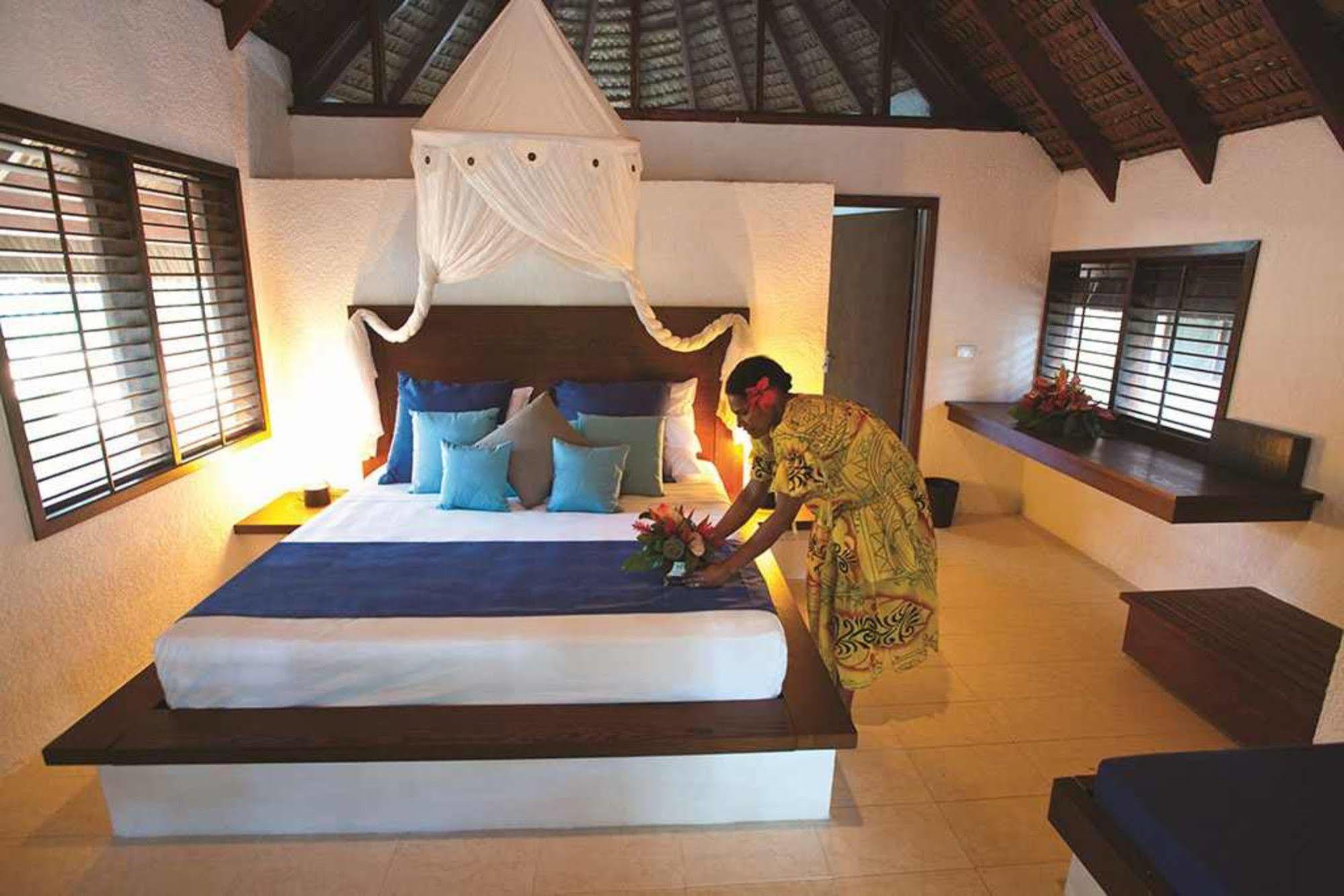 Breakas Beach Resort (Adults Only) Port Vila Exteriér fotografie