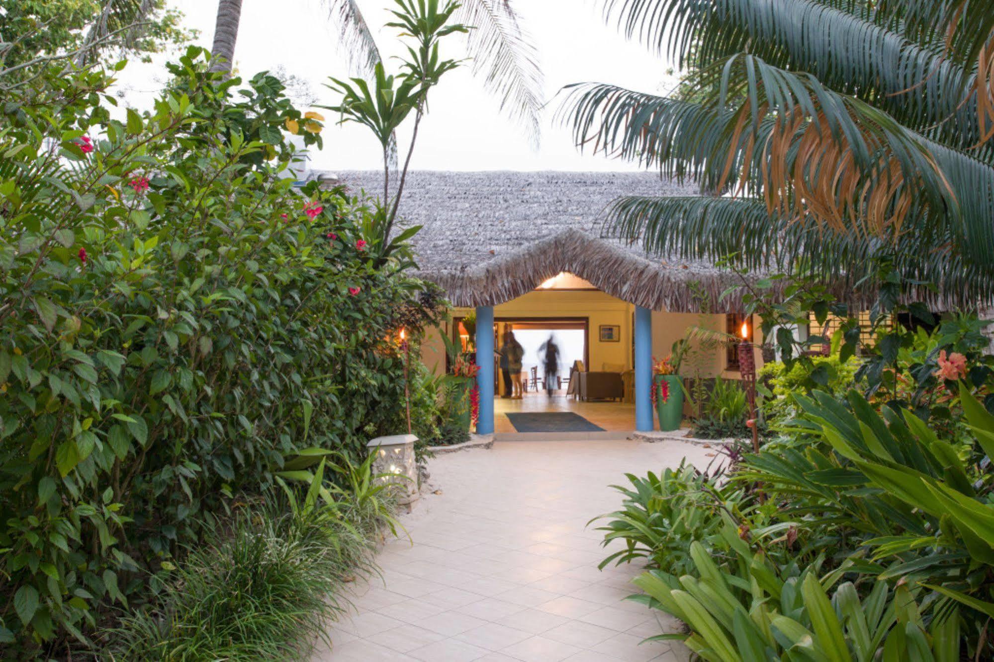 Breakas Beach Resort (Adults Only) Port Vila Exteriér fotografie