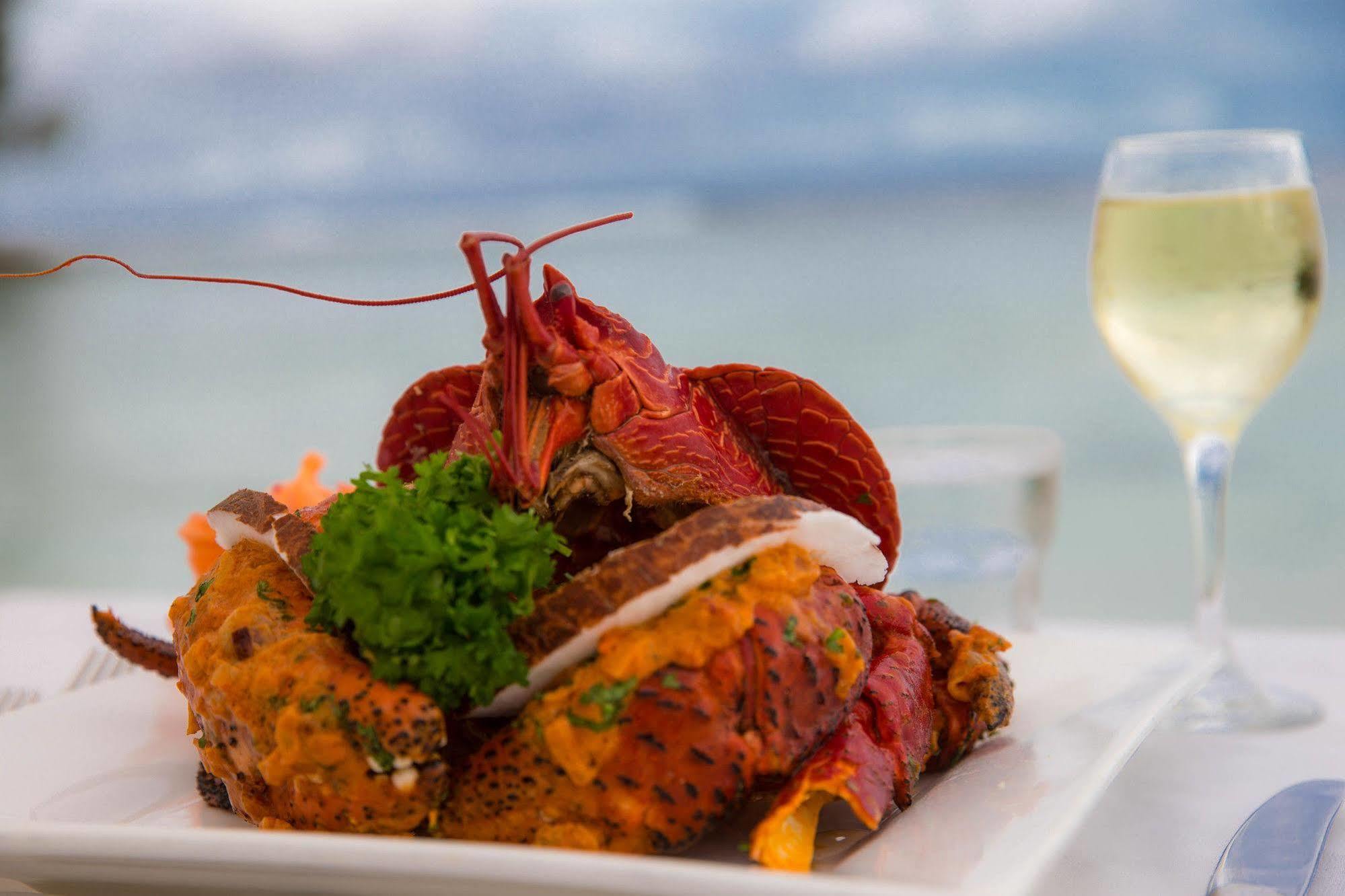 Breakas Beach Resort (Adults Only) Port Vila Exteriér fotografie